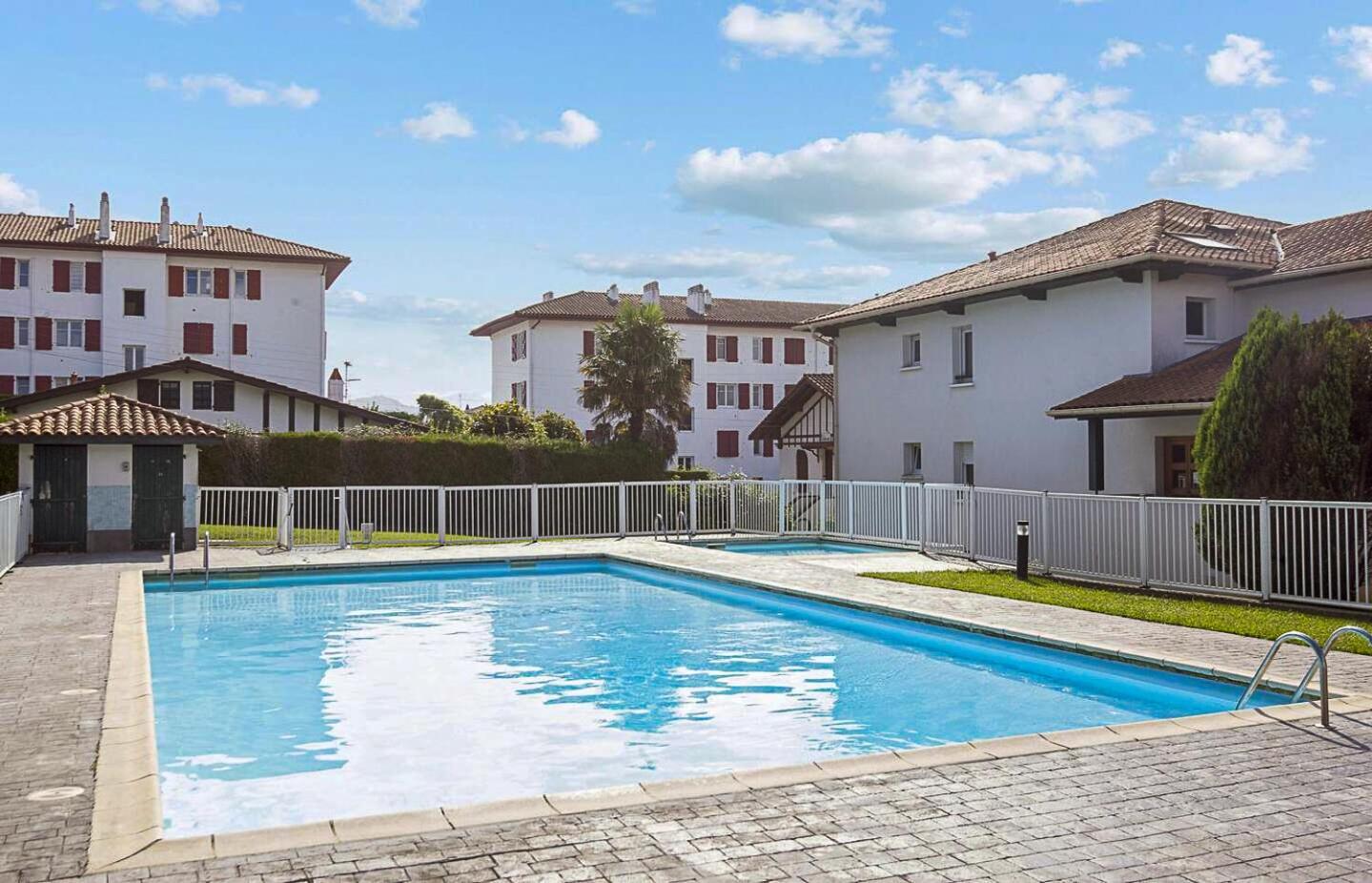 Atlantic Selection - Le Bidassoa - Avec Piscine Et Parking Hendaya Exterior foto
